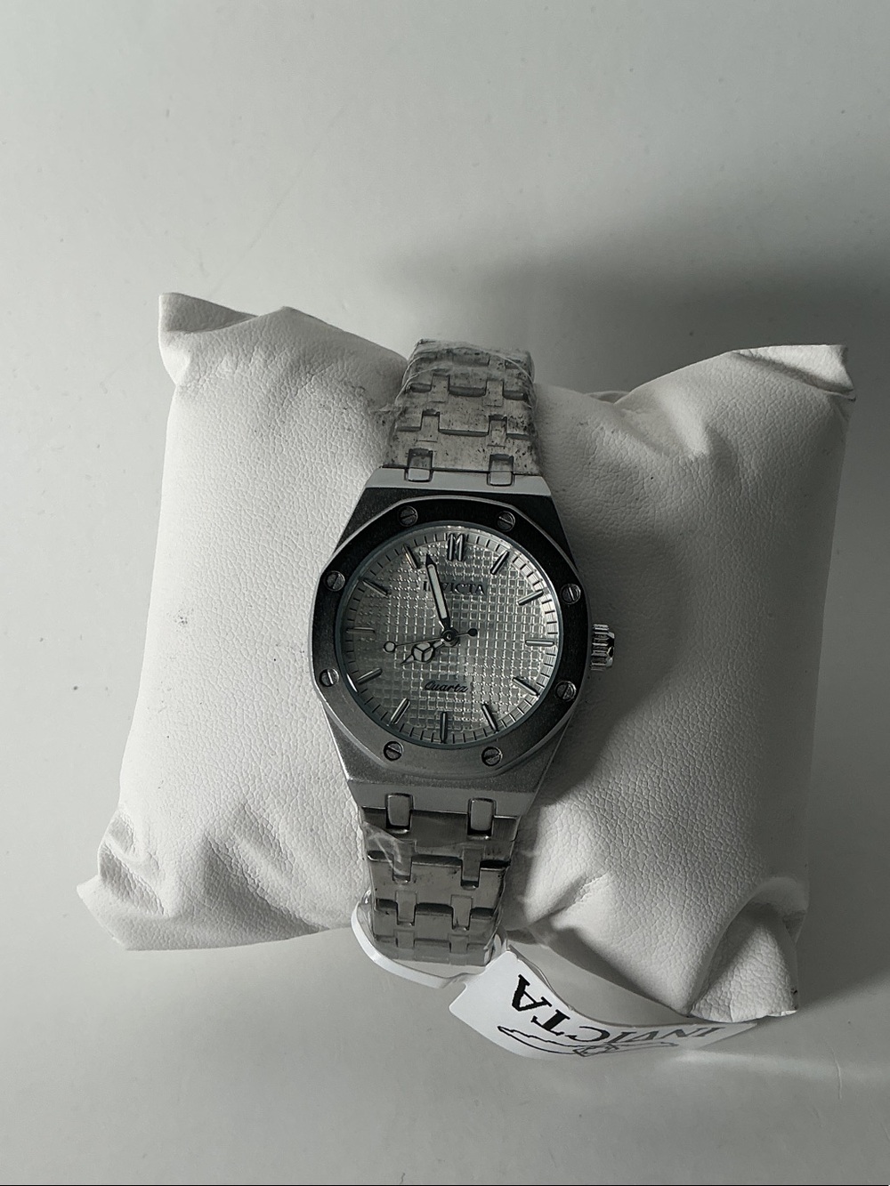 Women’s INVICTA watch 69263